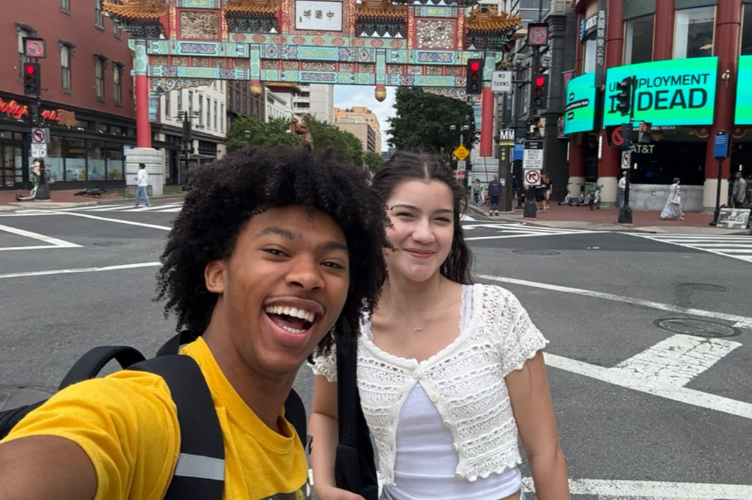 First-year students Jocelyn Graham and Bradley Fowler traveled to D.C.’s Chinatown during an assignment for Professor Elizabeth Chacko’s Migrants in the City Dean’s Seminar. First-year students Bradley Fowler and Jocelyn Graham traveled to D.C.’s Chinatown during an assignment for Professor Elizabeth Chacko’s Migrants in the City Dean’s Seminar.